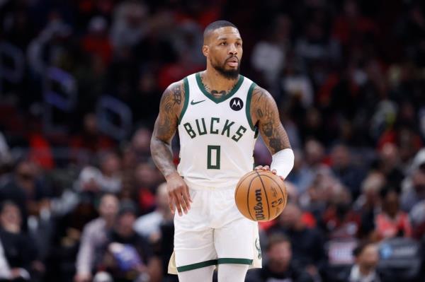 Jalen Brunson admired Damian Lillard's quote a<em></em>bout the mo<em></em>ney stakes of the in-season tournament.