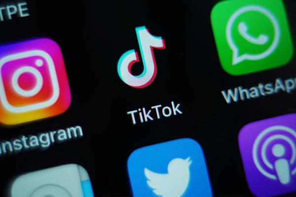 研究表明，三分之一的青少年在TikTok上看到了现实生活中的暴力行为