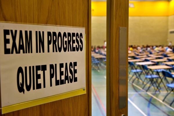a级学生“最不幸”走出大流行——社会流动专家