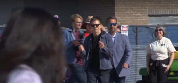 'Footloose' star Kevin Bacon returned to Payson High School Saturday 40 years after the release of the hit film.