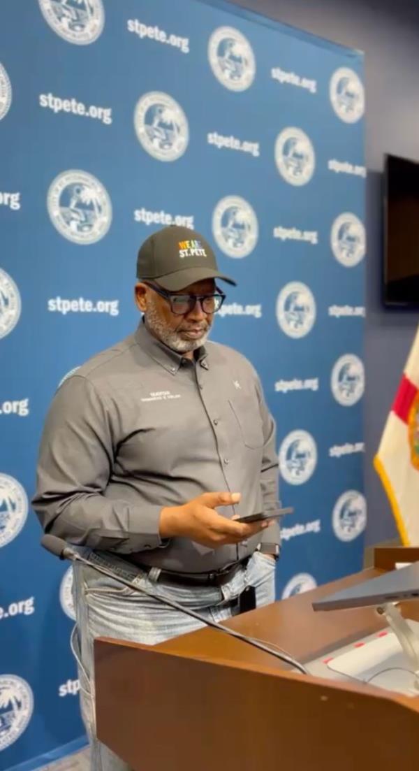 Footage of the call from Mayor Ken Welch's vantage revealed an additio<em></em>nal 38 seco<em></em>nds of dialogue.