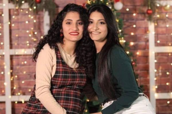 Viola and Yara, Amash relatives 