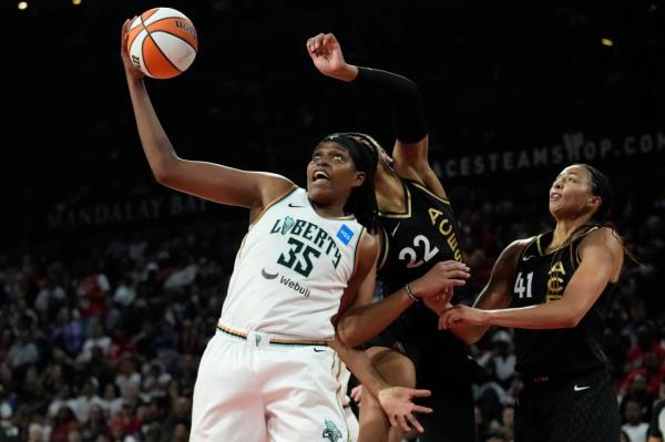 Jo<em></em>nquel Jones, who led the Liberty with 22 points, grabs a rebound during New York's Game 2 loss to the Aces.