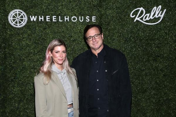 Kelly Rizzo and Bob Saget in 2021