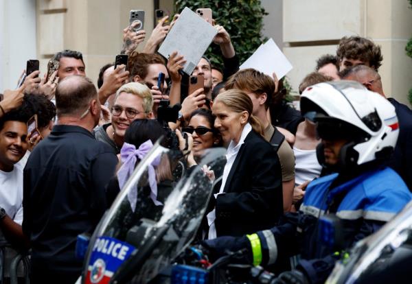 Celine Dion swarmed by fans in Paris on July 23, 2024