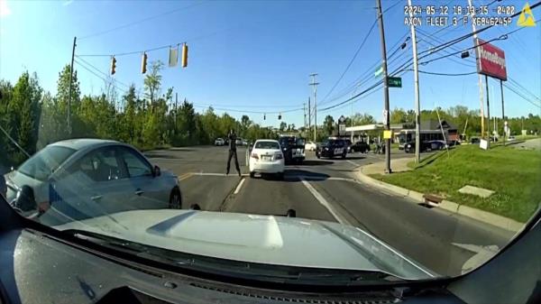 Police spot Yusuf in a white Toyota Camry in Columbus, 20 miles from the Amazon warehouse, a<em></em>bout 90 minutes later. 