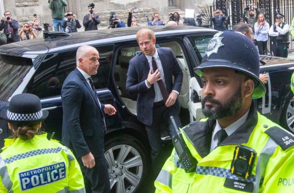 Prince Harry arrives at High Court in Lo<em></em>ndon for the MGN phone hacking trial against Mirror Group Newspapers.