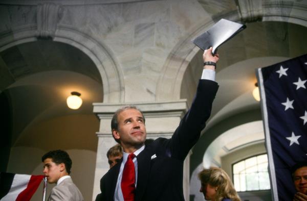 Washington, DC. 6-9-1987 Senator Joe Biden (D.,DE.) announces his candidacy for president.
