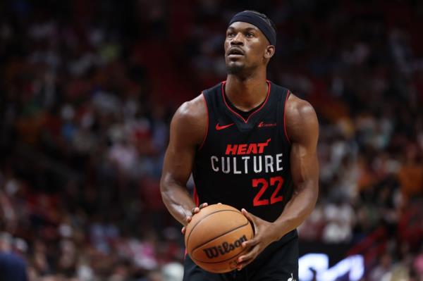 Jimmy Butler and the Heat will play the Mavericks on Thursday.