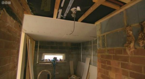 DIY SOS.