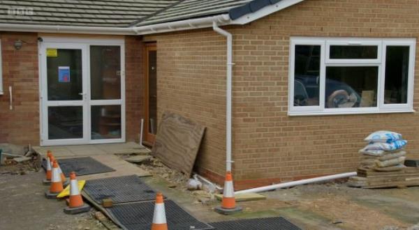 DIY SOS.