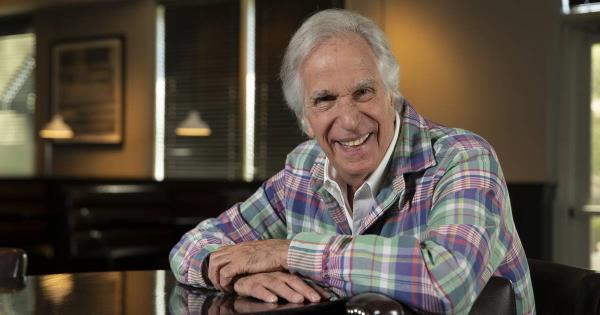 还有谁能比亨利·温克勒更能坦然面对自己的名声呢？