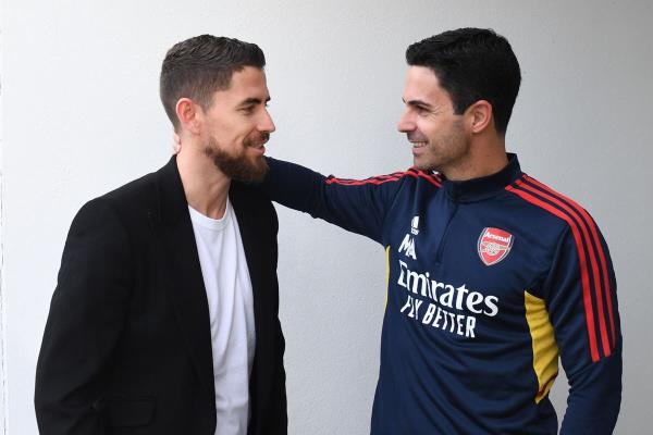 若日尼奥敦促阿森纳与阿尔特塔签订一份新的长期合同