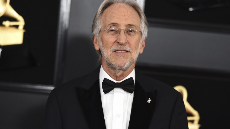 一名女子起诉前格莱美首席执行官性侵犯，并指控录音学院玩忽职守