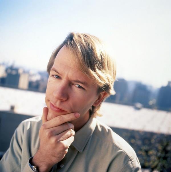 Spade said that he managed to shelve his pride and apologized to the late rock star during the episode's final minutes. 