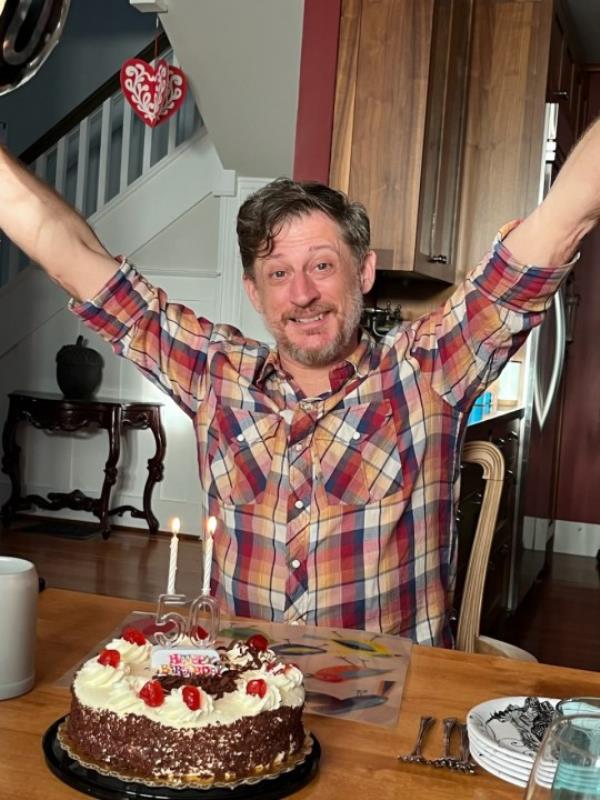 Hollywood star makes desperate public plea to help find 'missing' friend