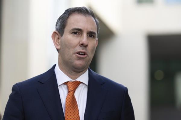 查尔默斯的选举支出和银行改革承诺很难兑现