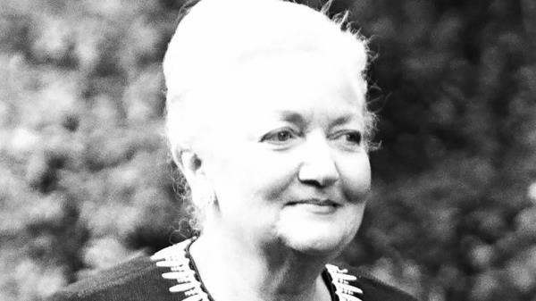 斯蒂芬妮·索达罗·埃斯沃西去世，享年83岁