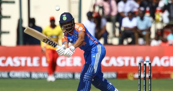 喜剧演员说他想和他已故的儿子死在一个房间里