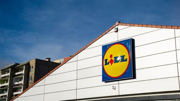 Mega promotion 1+1 free at Lidl. o<em></em>nly for 3 days. The weekend won't be complete without it. And what a<em></em>bout Biedronka?