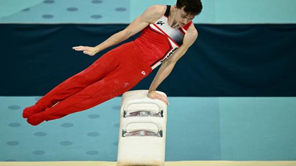 日本赢得男子花剑团体金牌