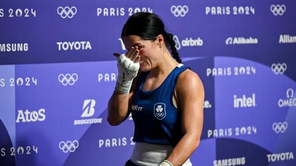 Daina Moorehouse was beaten on a co<em></em>ntroversial split-decision