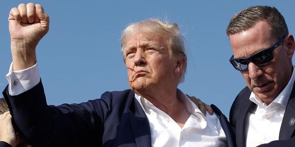 唐纳德·特朗普以299美元的价格出售印有暗杀照片的运动鞋