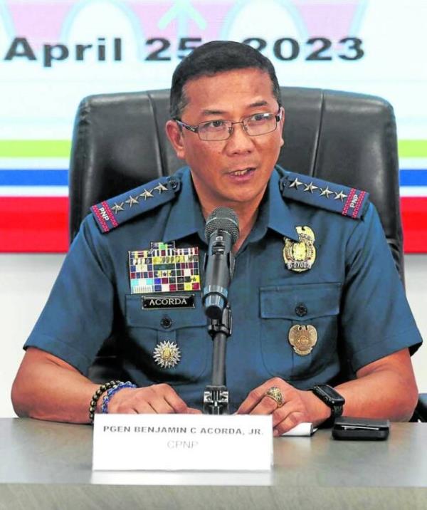 菲律宾国家警察在全国逮捕了241名违反枪支禁令的人