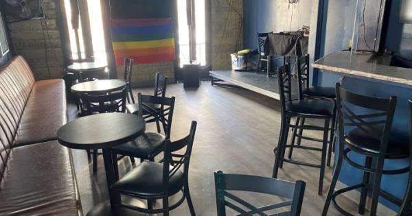 加拿大的LGBTQ2S+安全空间正在最糟糕的时候消失