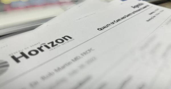 注意：文件显示，在急诊室死亡当晚，护士被双重分配了“有限的资源”