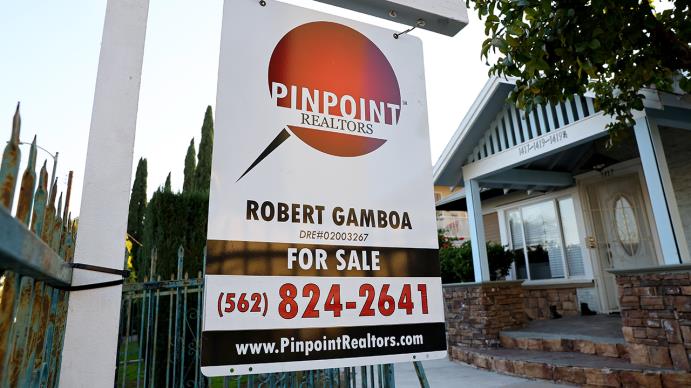 Taylor Morrison CEO Sheryl Palmer discusses the headwinds facing the housing market after a drop in August existing home sales on 'The Claman Countdown.'