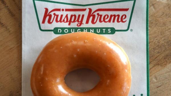 Krispy Kreme一年一度的“十几个甜甜圈之日”(Day of the dozen)又回来了，你可以花1美元买到一打甜甜圈