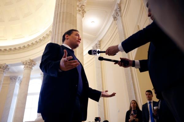 WASHINGTON, DC - DECEMBER 01: Rep. George Santos (R-NY) is interviewed by television news reporters in the rotunda of the Cannon House Office Building before a vote to expel him from the House of Representatives on December 01, 2023 in Washington, DC. Charged by the U.S. Department of Justice with 23 felo<em></em>nies in New York including fraud and campaign finance violations, Santos, 35, is facing expulsion from the House of Representatives after the Ethics Committee reported that it found asubstantial evidencea that he had violated the law. If expelled, Santos would be just the sixth person in U.S. history to be expelled from the House of Representatives. (Photo by Anna Moneymaker/Getty Images)</p>

<p>　　