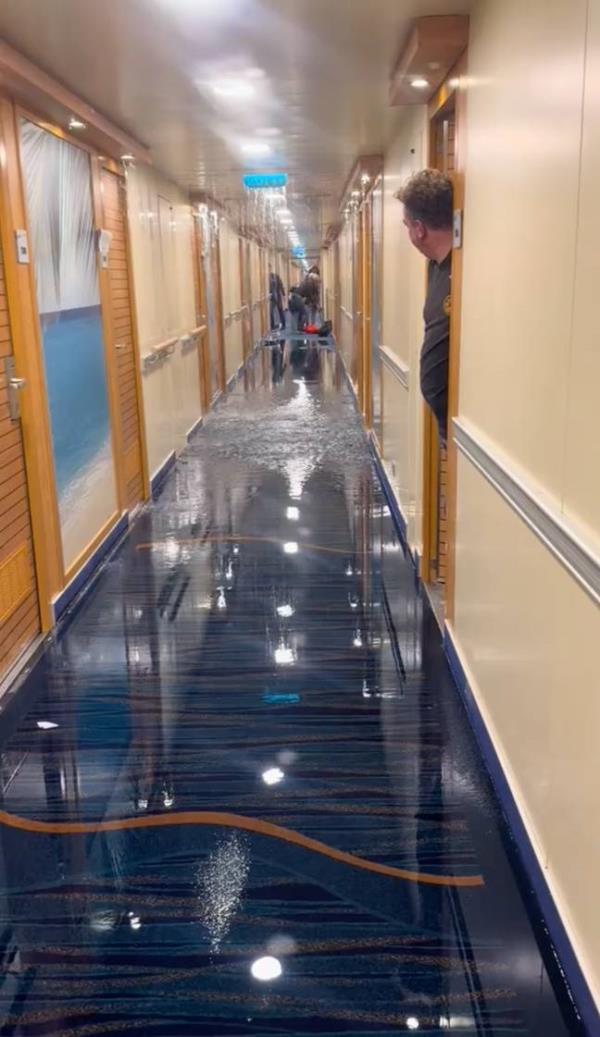That is not what you want to see on a ship. Credit: TikTok / dawn7877